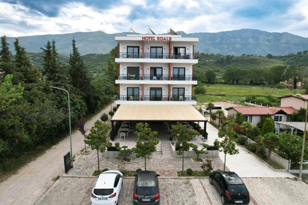 Hotel Roalb Radhimë Exterior foto