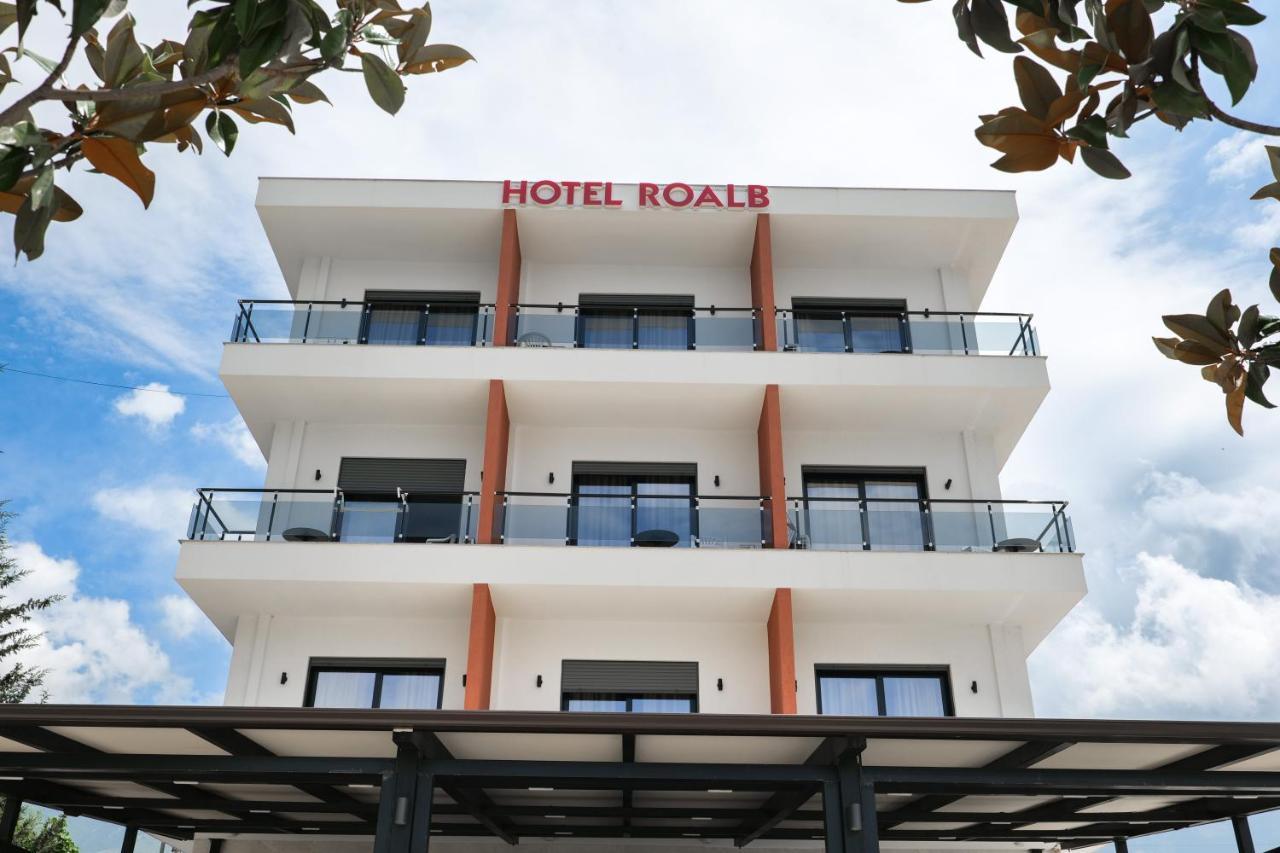 Hotel Roalb Radhimë Exterior foto